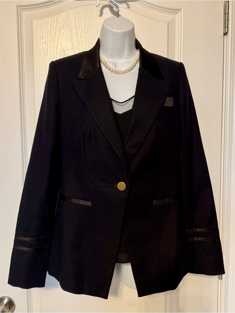 NWOT Juicy Couture Black Satin Trim Blazer Gold Buttons Size 4